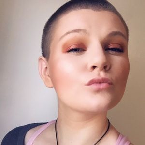 Meet your Posher, Destiny